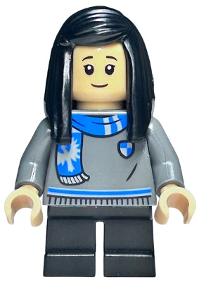 LEGO hp522 - Cho Chang - Havraspárský svetr a šála, černé krátké nohavice