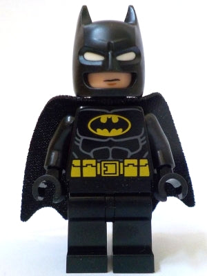 LEGO sh0964 - Batman - Černý oblek, žlutý pásek, kápě s bílýma očima, neutrální / rozzlobený s obnaženými zuby