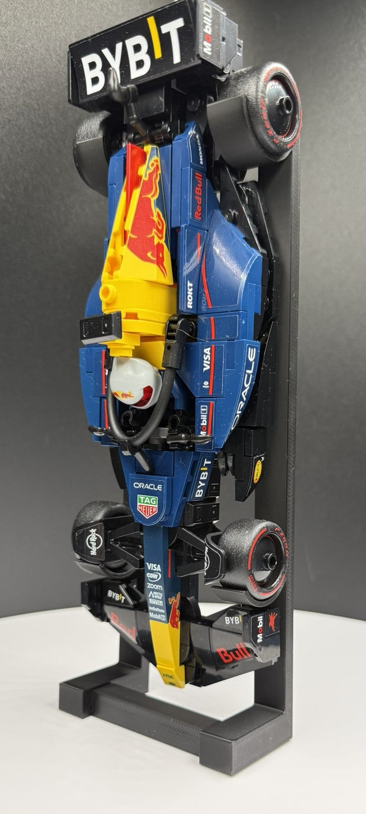 Vertikální stojan pro LEGO Speed Champions Formula 1